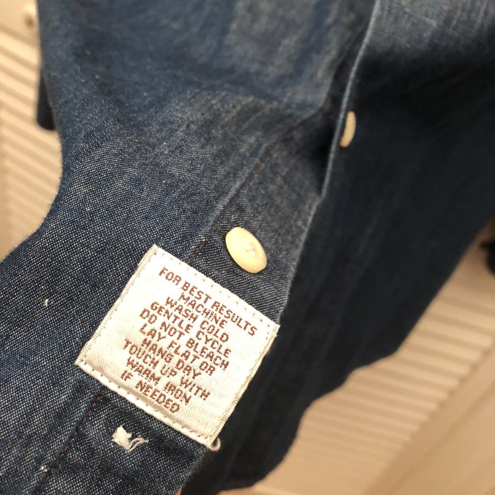 Peter Millar Navy Chambray Button Down Shirt - image 4